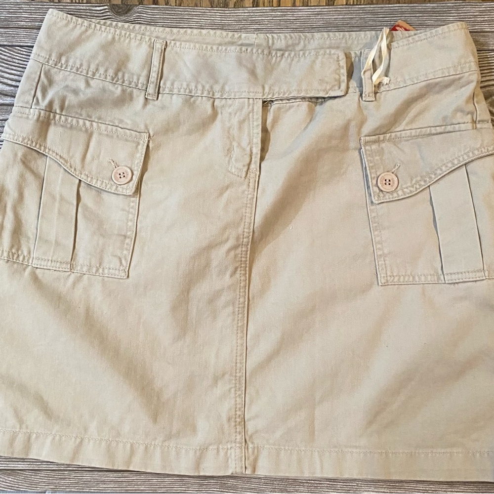 Paris Blues Beige skirt